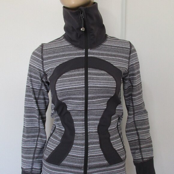 LULULEMON Jacket Size 4 In Stride Full Zip - Picture 2 of 11